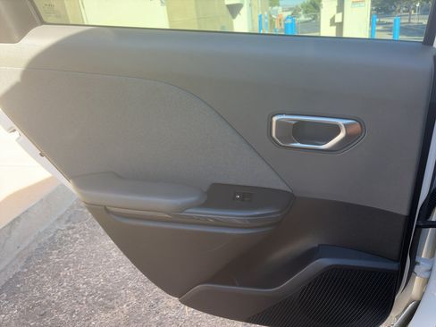 Used 2025 Kia K4 EX FWD image 24