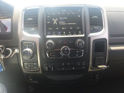 Used 2018 RAM 1500 Big Horn AWD/4WD image 23
