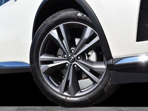 Used 2024 Nissan Murano Platinum w/ Cargo Package image 3