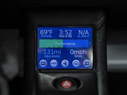 Used 2010 Tesla Roadster image 22