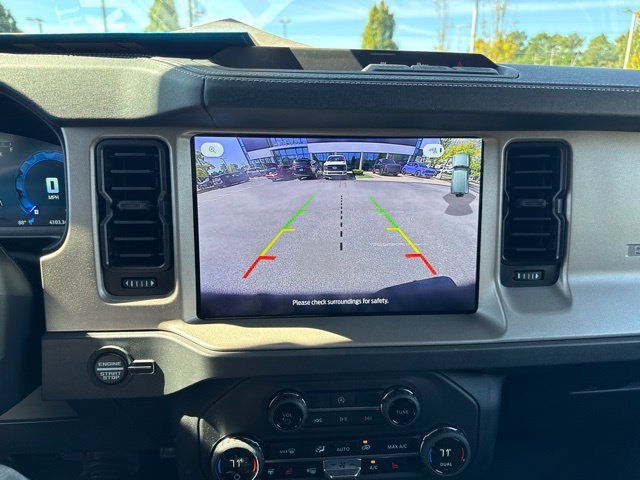 Used 2025 Ford Bronco Outer Banks AWD/4WD image 12