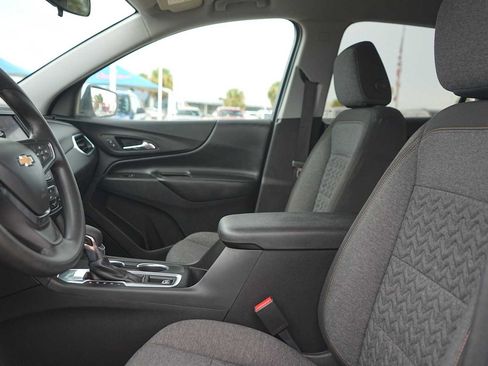Used 2023 Chevrolet Equinox LT FWD image 11