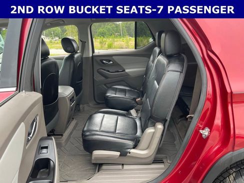 Used 2019 Chevrolet Traverse LT FWD image 5