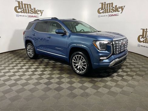 Used 2026 GMC Terrain Denali AWD/4WD image 1