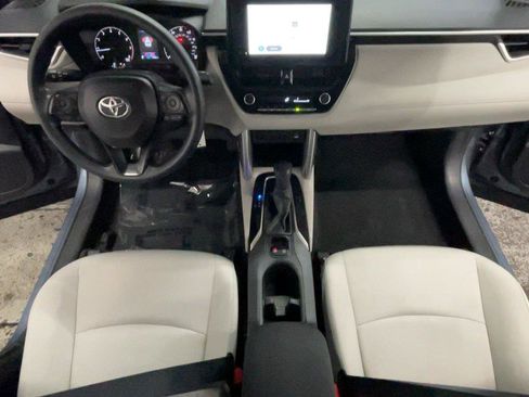 Used 2024 Toyota Corolla Cross L AWD/4WD image 28