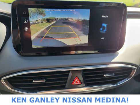 Used 2023 Hyundai Santa Fe SEL image 29