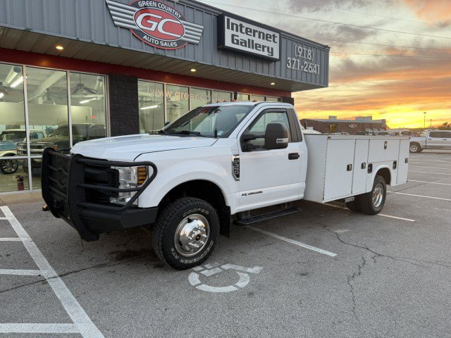 Used 2018 Ford F350 XL w/ Power Equipment Group AWD/4WD image 1