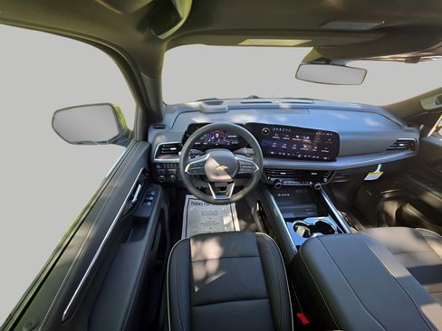 New 2026 Chevrolet Tahoe Premier w/ Sun And Tow Package AWD/4WD image 16