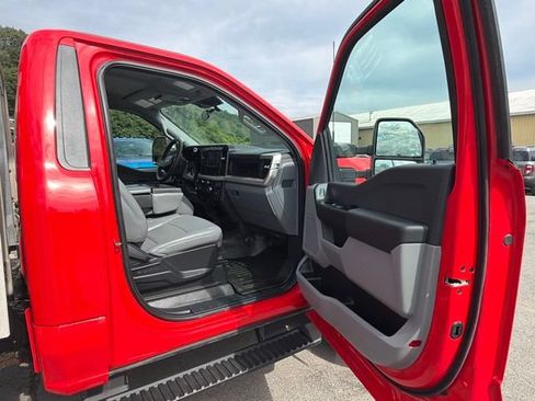 Used 2024 Ford F550 4x4 Regular Cab Super Duty image 34