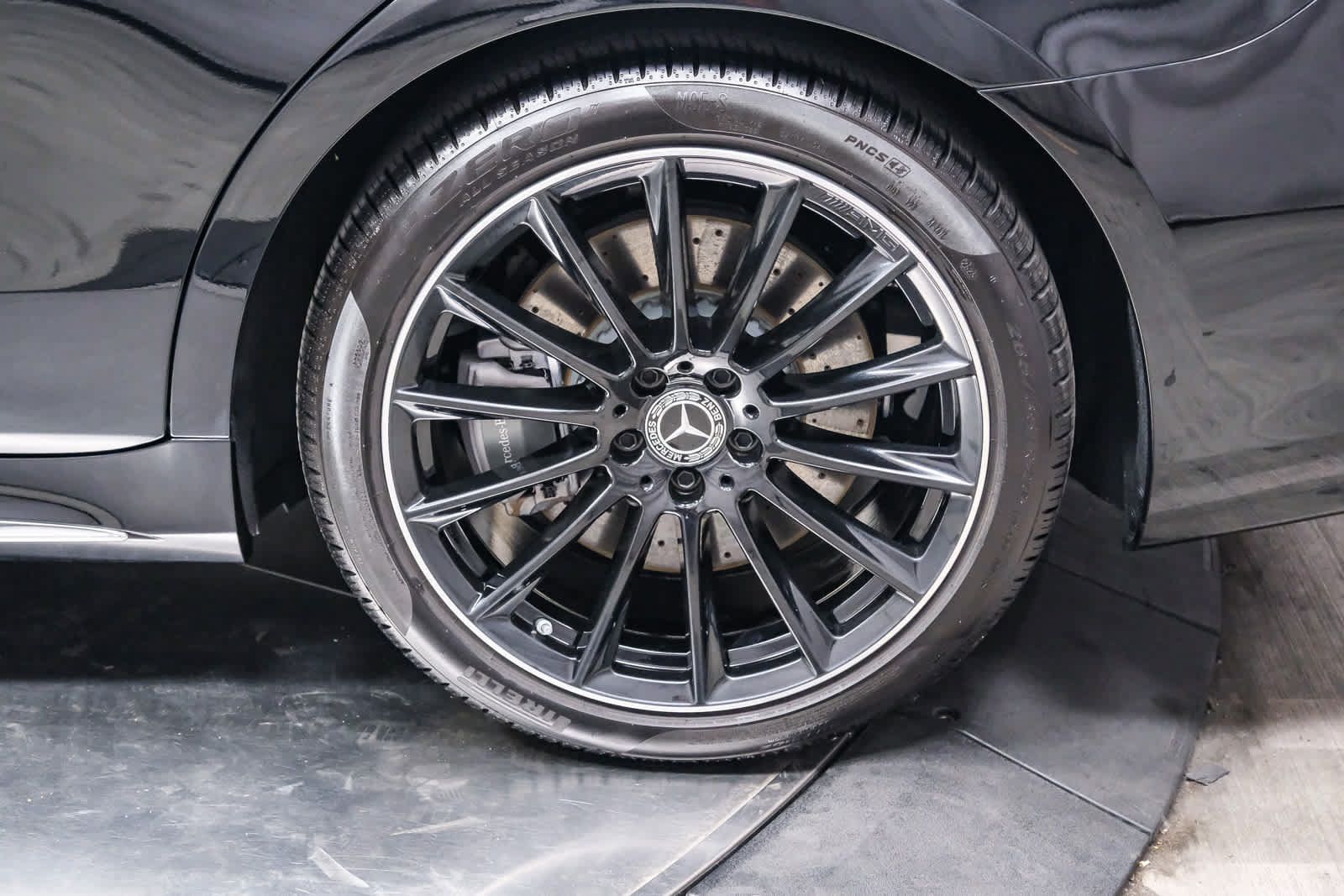Used 2026 Mercedes-Benz S 580 4MATIC Sedan image 9
