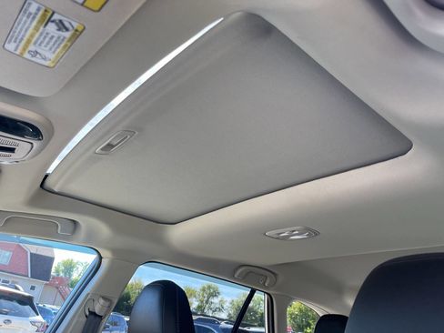 Used 2025 Subaru Outback Onyx Edition image 11