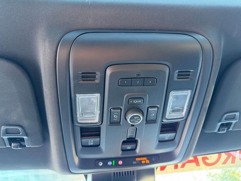 Used 2023 Chevrolet Tahoe Z71 w/ Z71 Off-Road Package image 27