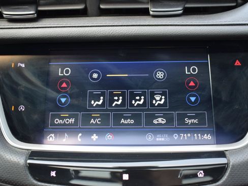 Used 2020 Cadillac XT5 Premium Luxury AWD/4WD image 29