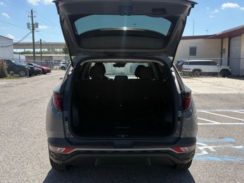 Used 2024 Hyundai Tucson SE image 13