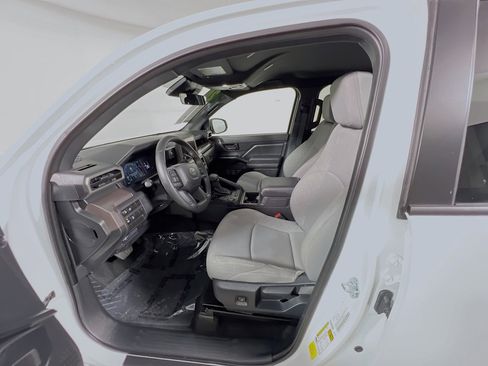 Used 2024 Toyota Tacoma SR5 image 15