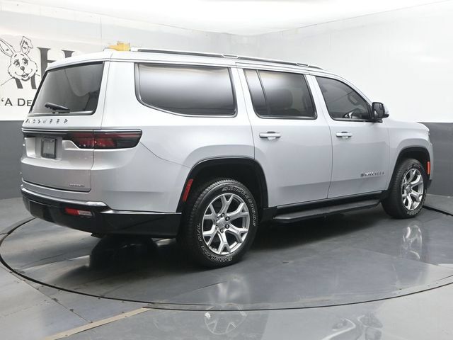 Used 2022 Jeep Wagoneer Series II AWD/4WD image 57