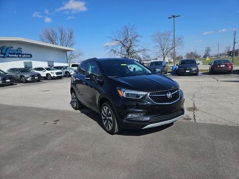 Used 2019 Buick Encore Essence w/ Safety Package II image 4