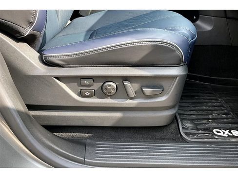 Used 2026 INFINITI QX80 4WD w/ Sport Exterior Package image 51