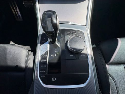 Used 2020 BMW 330i xDrive Sedan w/ M Sport Package AWD/4WD image 22
