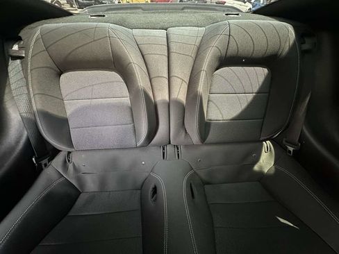 Used 2016 Ford Mustang Coupe RWD image 28