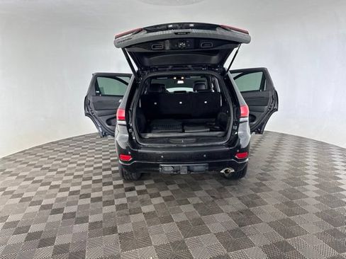 Used 2021 Jeep Grand Cherokee Laredo X AWD/4WD image 17