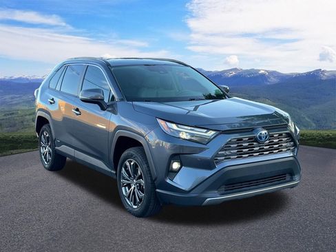 Used 2022 Toyota RAV4 Limited w/ Limited Grade Weather Package AWD/4WD image 8