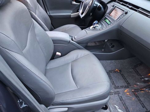 Used 2010 Toyota Prius Five image 22