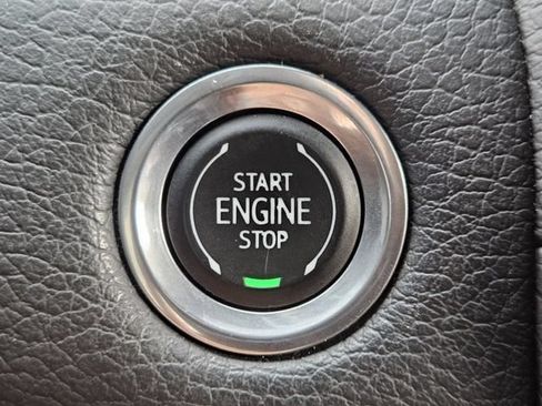 Used 2023 GMC Yukon Denali AWD/4WD image 21