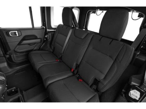 Used 2023 Jeep Wrangler Unlimited Sahara w/ Cold Weather Group AWD/4WD image 16