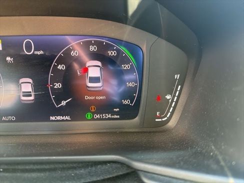 Used 2023 Honda Accord Touring image 6