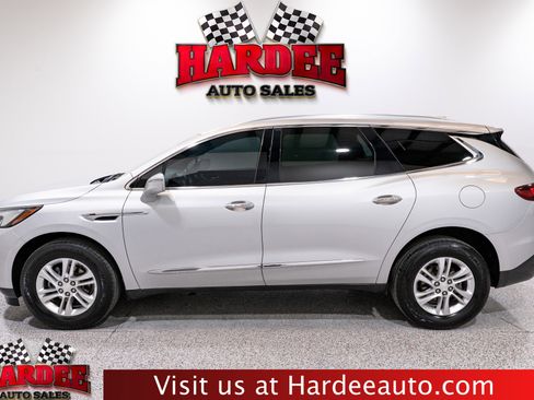 Used 2020 Buick Enclave Essence w/ Sound and Sites Package image 1
