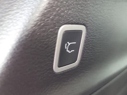 New 2026 Chrysler Voyager LX FWD image 11