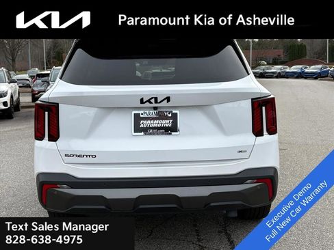 Used 2025 Kia Sorento SX image 5