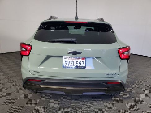 Used 2026 Chevrolet Trax ACTIV image 5