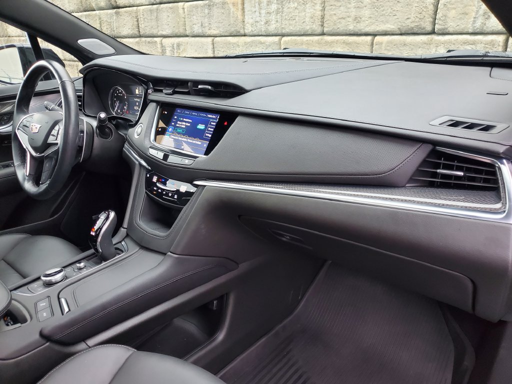 Used 2024 Cadillac XT5 Sportv w/ LPO, Floor Liner Package AWD/4WD image 34
