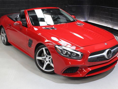 Used 2017 Mercedes-Benz SL 550 image 9