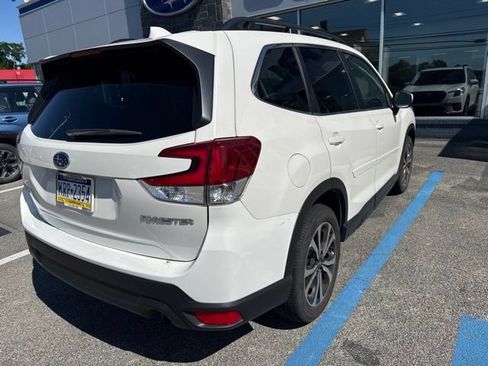 Used 2023 Subaru Forester Limited AWD/4WD image 4