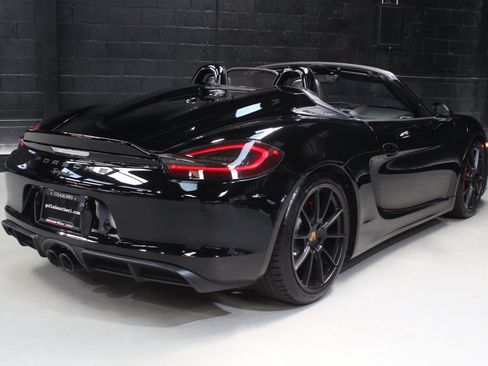 Used 2016 Porsche Boxster Spyder RWD image 34