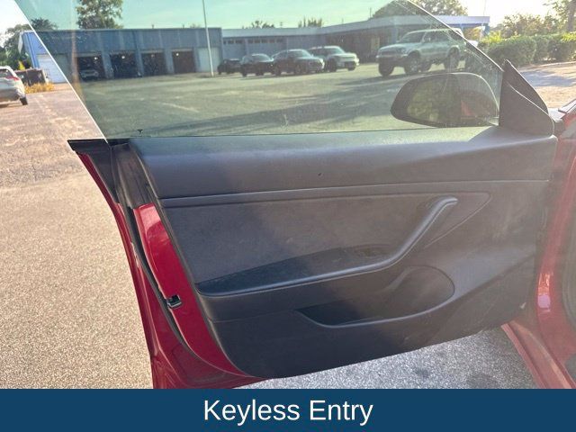 Used 2021 Tesla Model 3 Standard Range Plus RWD image 10