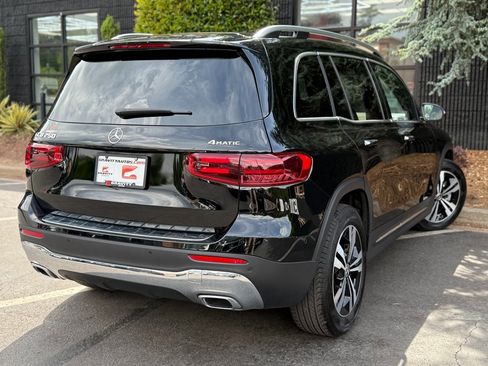 Used 2024 Mercedes-Benz GLB 250 4MATIC image 12