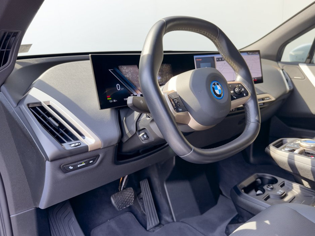 Certified 2024 BMW iX xDrive50 w/ Sport Package AWD/4WD image 4