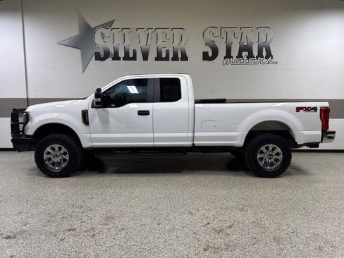 Used 2018 Ford F350 XL image 2