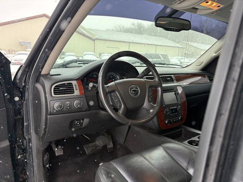 Used 2010 Chevrolet Silverado 2500 LTZ w/ Convenience Package image 13
