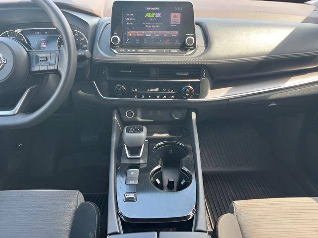 Used 2023 Nissan Rogue SV FWD image 24