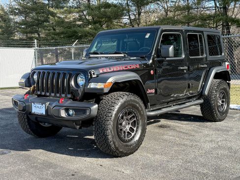 Used 2021 Jeep Wrangler Unlimited Rubicon w/ Xtreme Recon 35" Tire Package image 3
