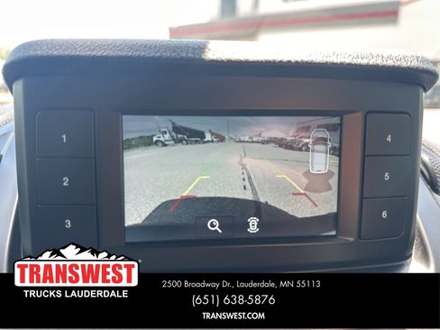 Used 2022 Ford Transit Connect XL FWD image 12