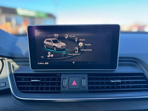 Used 2018 Audi Q5 2.0T Premium Plus w/ Premium Plus Package image 13