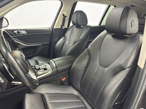 Used 2020 BMW X7 xDrive40i w/ Premium Package image 16