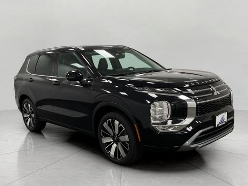 New 2025 Mitsubishi Outlander SEL image 1