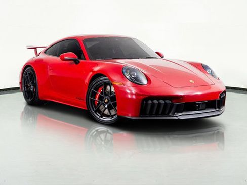 Used 2025 Porsche 911 Carrera 4 GTS image 4